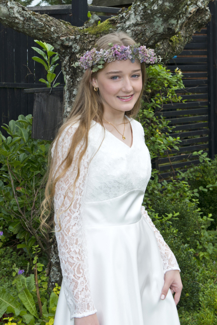 konfirmationskjoler 2024, KONFIRMATION 2024, konfirmation 2024, konfirmationskjoler 2024, konfirmationskjole, hvid kjole, konfirmation, festkjoler, HVID ENKEL KJOLE, konfirmation 2023, billige konfirmationskjoler, billige kjoler, billig, tilbud, udsalg, LUXUX, LUXUX konfirmationskjole, luksus konfirmationskjole, luksus konfirmationskjoler, Belle Robe, Varde, boheme konfirmationskjole, boheme, let og enkel konfirmationskjole, 